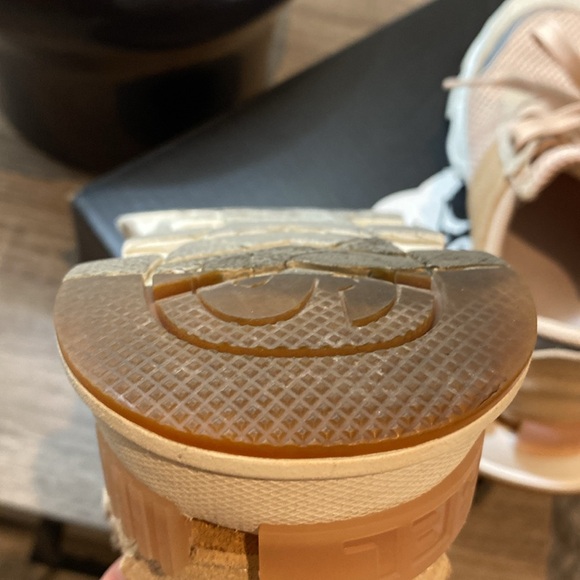 SOREL - Picture 7 of 10